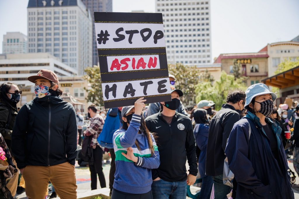racismo contra asiáticos en EEUU